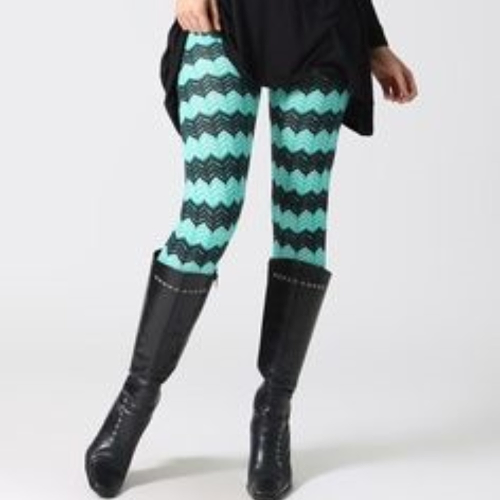 Chevron Print Sweater Knit Leggings | Mint & Black